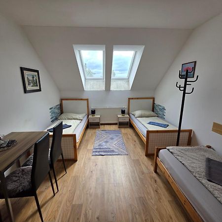 Farm Stay Nh Stables Nyrany Extérieur photo