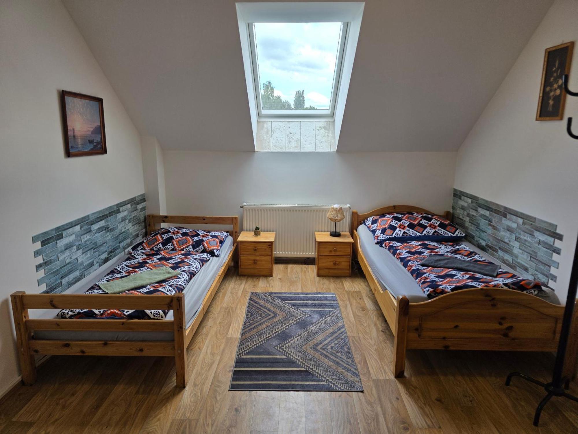 Farm Stay Nh Stables Nyrany Extérieur photo